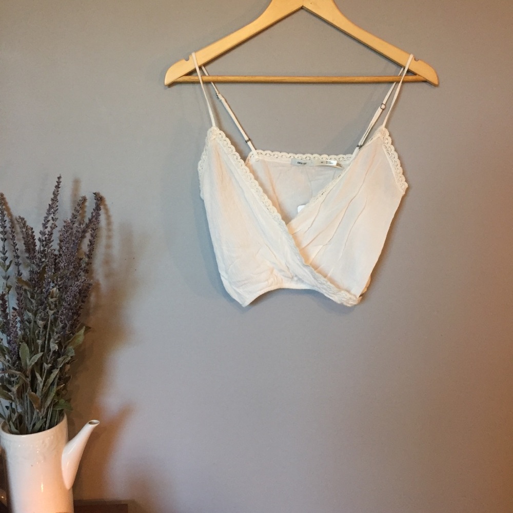 White wrap tank with lace edge